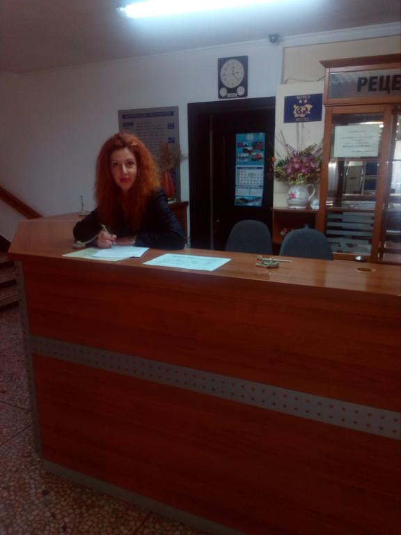 Балнеохотел Роза Strełcza Zewnętrze zdjęcie